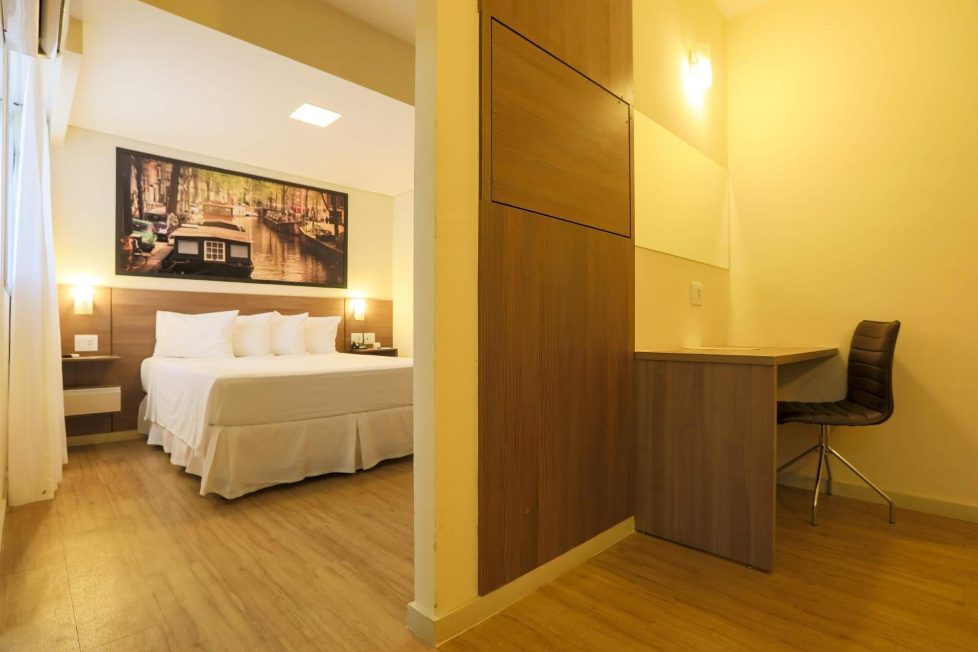 Hotel Amsterdam Montes Claros Exterior foto